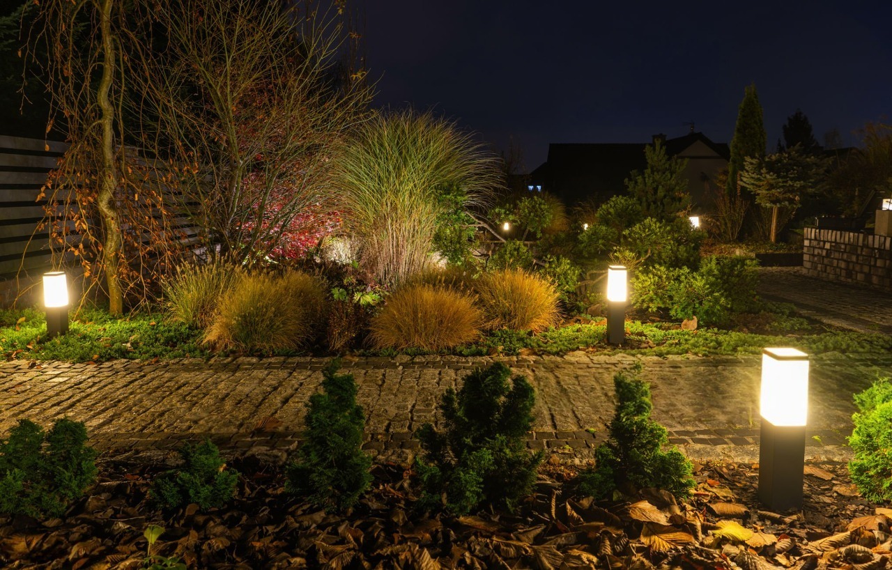 Custom Projects & Outdoor Lighting